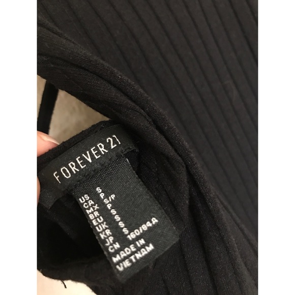 Little black dress 🖤 - Picture 3 of 3